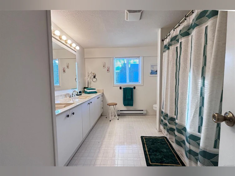 253 Hembrough Road, Bowser/Deep Bay, BC, V0R 1G0 - 41
