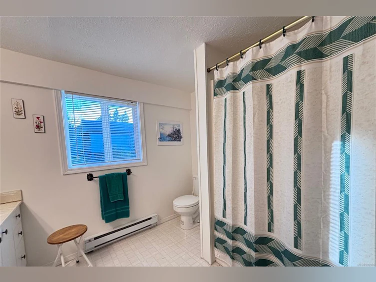253 Hembrough Road, Bowser/Deep Bay, BC, V0R 1G0 - 44