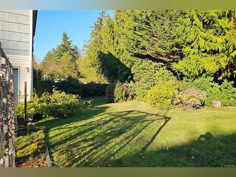253 Hembrough Road, Bowser/Deep Bay, BC, V0R 1G0 - 51