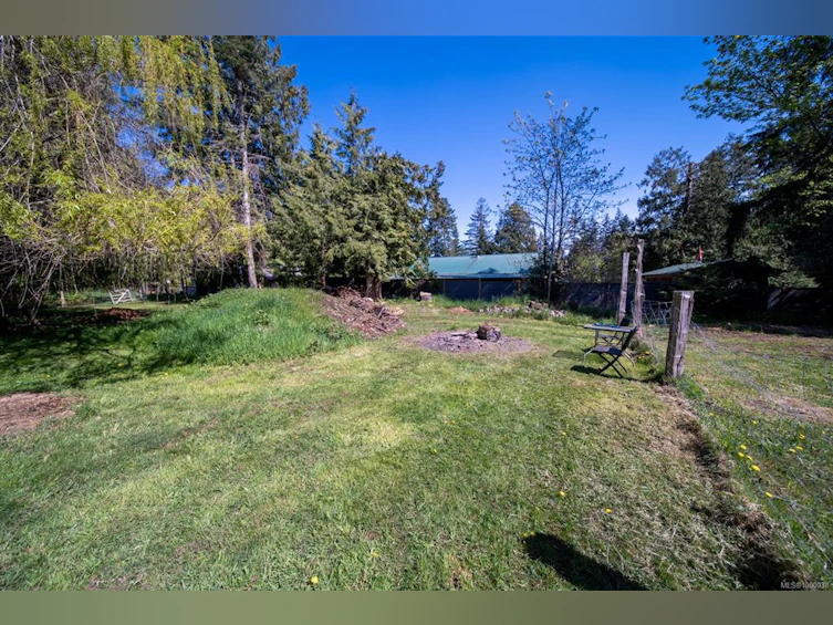 6931 W Island Highway, Bowser/Deep Bay, BC, V0R 1G0 - 14