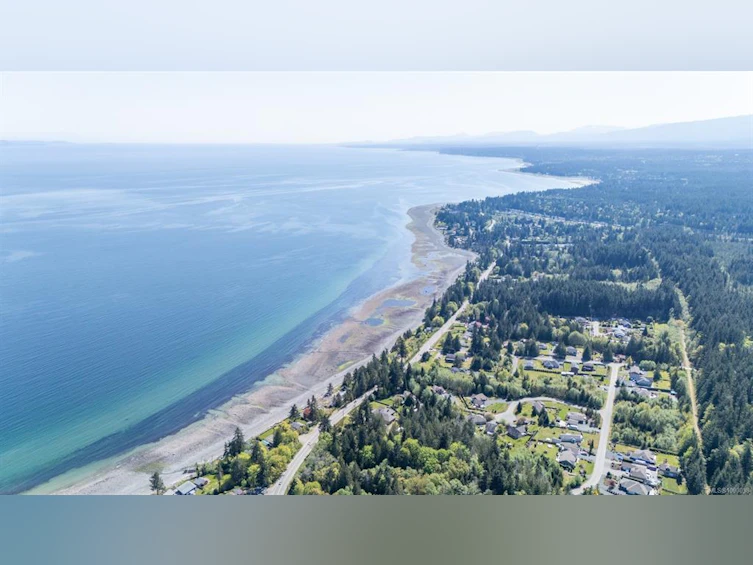 6931 W Island Highway, Bowser/Deep Bay, BC, V0R 1G0 - 59