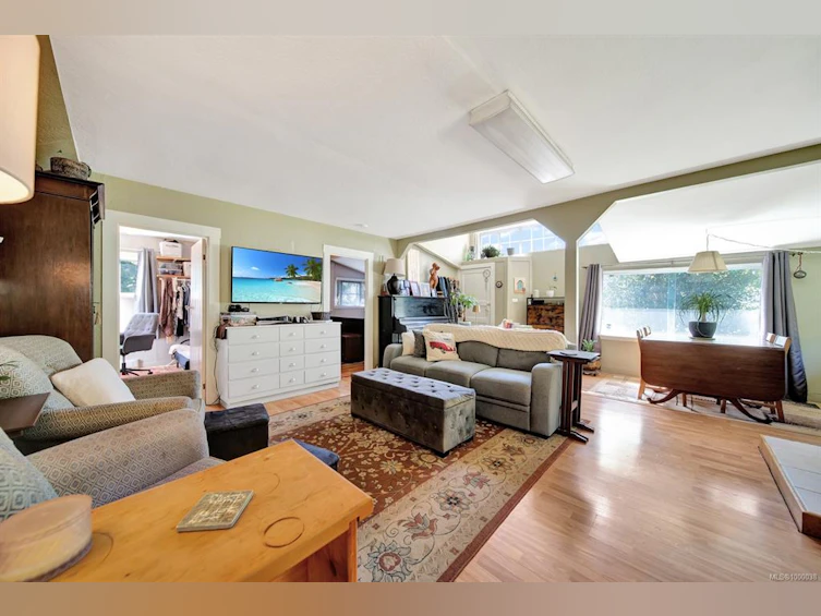 6931 W Island Highway, Bowser/Deep Bay, BC, V0R 1G0 - 23