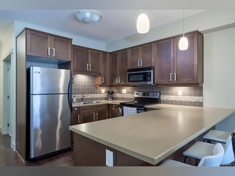 314-6310 Mcrobb Avenue, Nanaimo, BC, V9V 1W8 - 2