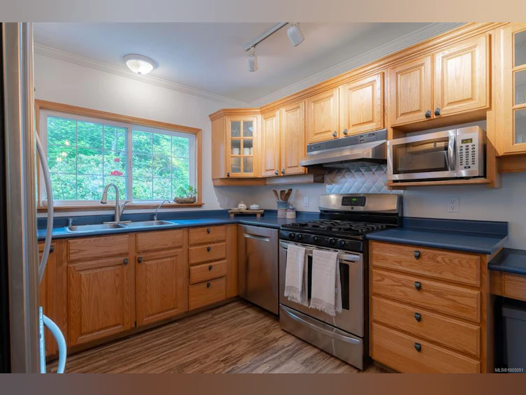 7636 Bell Road, Port Alberni, BC, V9Y 9E6 - 17