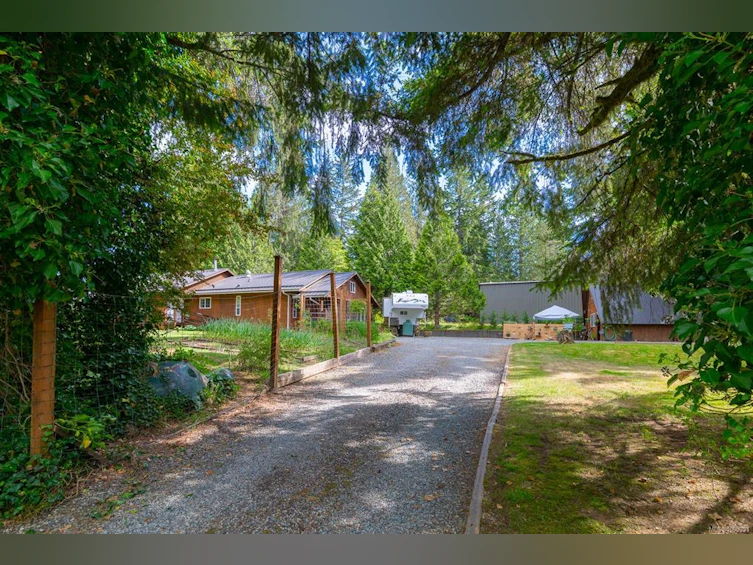 7636 Bell Road, Port Alberni, BC, V9Y 9E6 - 54