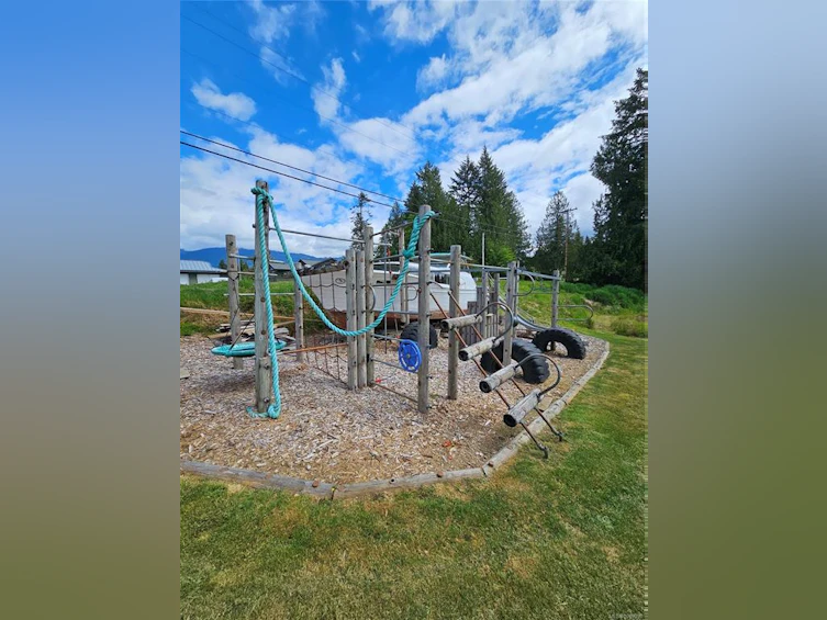 7636 Bell Road, Port Alberni, BC, V9Y 9E6 - 43
