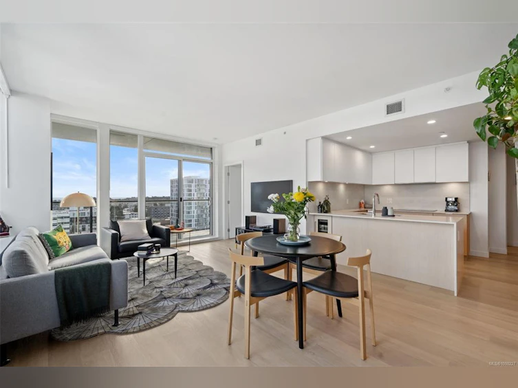 1108-1100 Yates Street, Victoria, BC, V8V 0H5 - 7