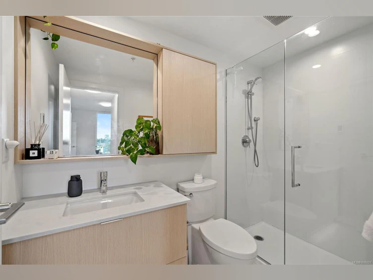 1108-1100 Yates Street, Victoria, BC, V8V 0H5 - 13