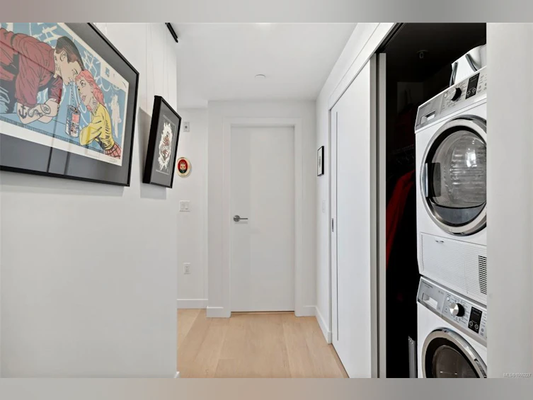 1108-1100 Yates Street, Victoria, BC, V8V 0H5 - 17