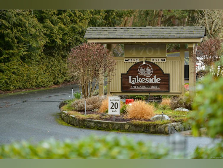 31-4701 Lochside Drive, Saanich, BC, V8Y 3E2 - 37
