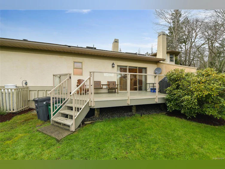 31-4701 Lochside Drive, Saanich, BC, V8Y 3E2 - 41