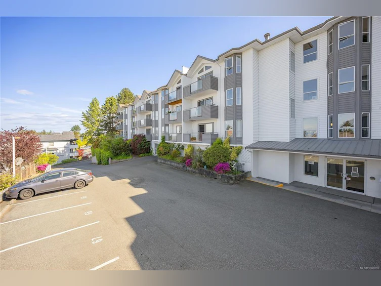 101-1651 Dufferin Crescent, Nanaimo, BC, V9S 5T1