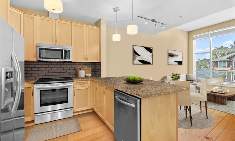408-608 Fairway Avenue