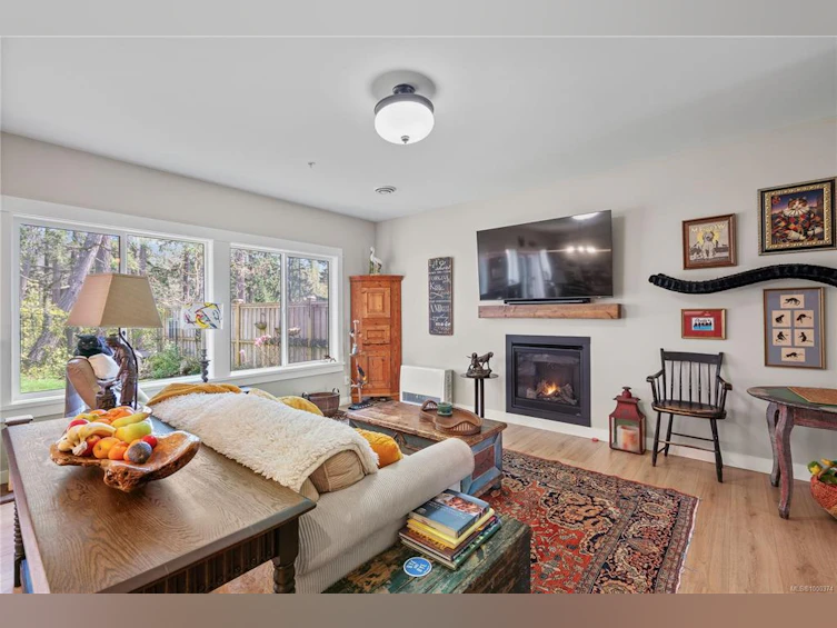 1931 West Park Lane, View Royal, BC, V9B 3R9 - 4