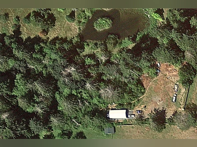 6662 W Island Highway, Bowser/Deep Bay, BC, V0R 1G0 - 32