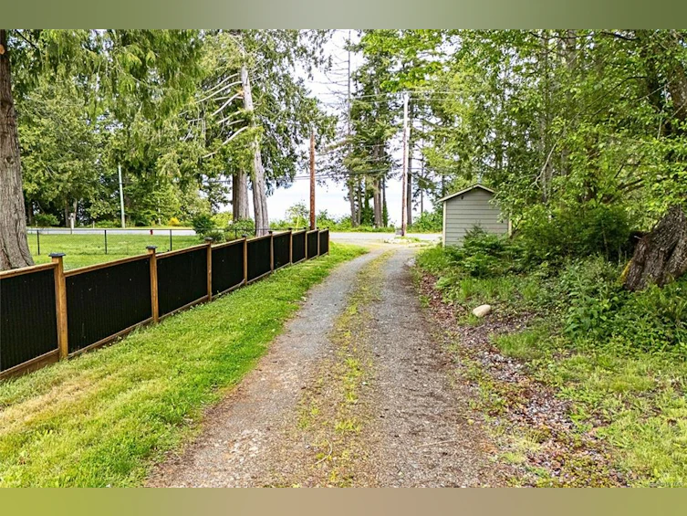 6662 W Island Highway, Bowser/Deep Bay, BC, V0R 1G0 - 30