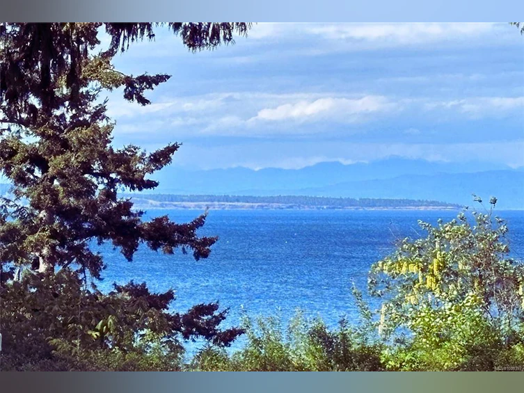 6662 W Island Highway, Bowser/Deep Bay, BC, V0R 1G0 - 10