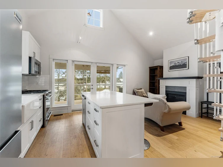 1213 Spirit Bay Road, Sooke, BC, V9Z 1B6 - 8
