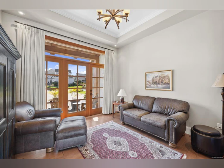 927 Bluffs Drive, Qualicum Beach, BC, V9K 0A2 - 31
