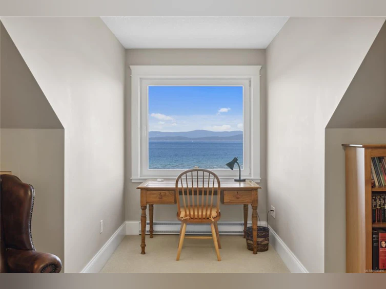 927 Bluffs Drive, Qualicum Beach, BC, V9K 0A2 - 38