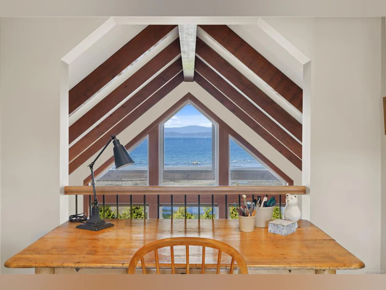 927 Bluffs Drive, Qualicum Beach, BC, V9K 0A2 - 11