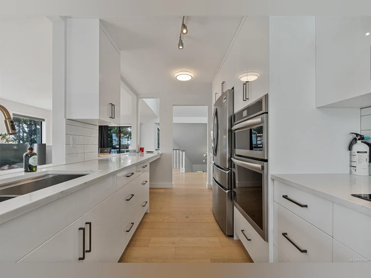 783 Cuaulta Crescent, Colwood, BC, V9C 3H3 - 8