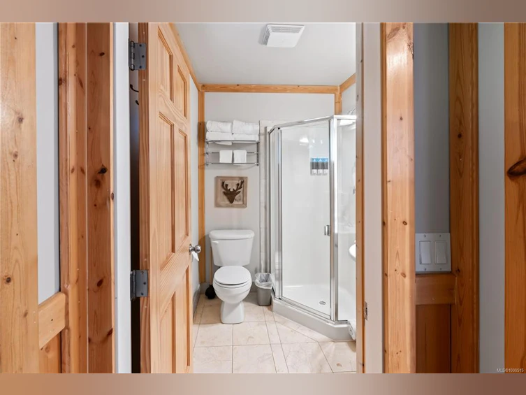 267 Boardwalk Boulevard, Ucluelet, BC, V0R 3A0 - 10