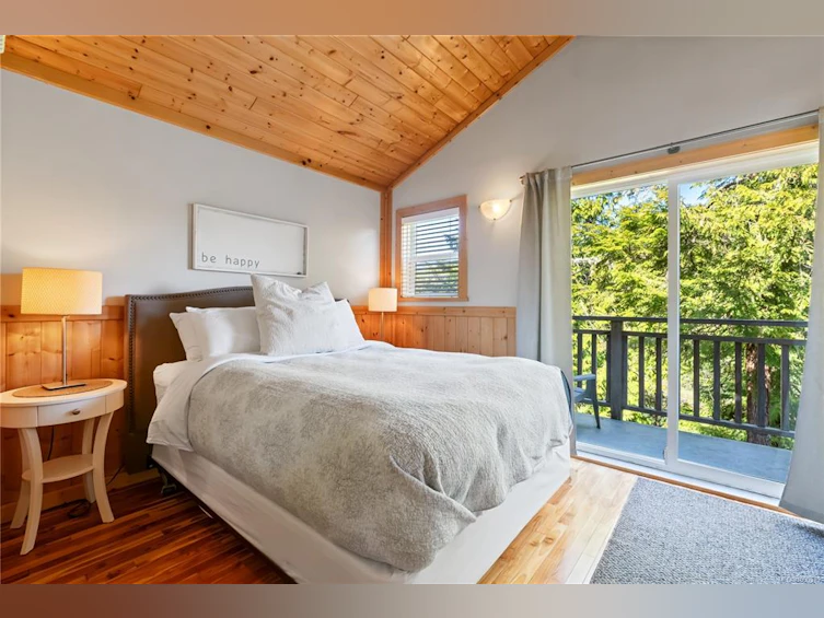 267 Boardwalk Boulevard, Ucluelet, BC, V0R 3A0 - 9