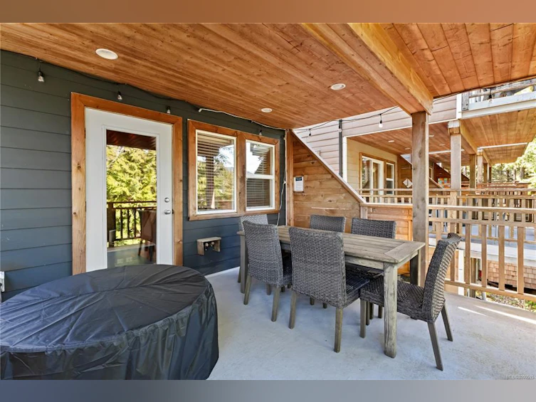 267 Boardwalk Boulevard, Ucluelet, BC, V0R 3A0 - 21