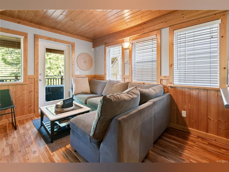 267 Boardwalk Boulevard, Ucluelet, BC, V0R 3A0 - 5