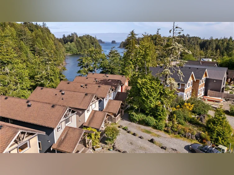 267 Boardwalk Boulevard, Ucluelet, BC, V0R 3A0 - 28