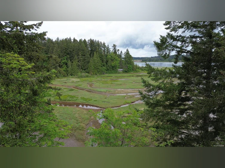 12598 Lipton Road, Ladysmith, BC, V9G 1M6 - 14