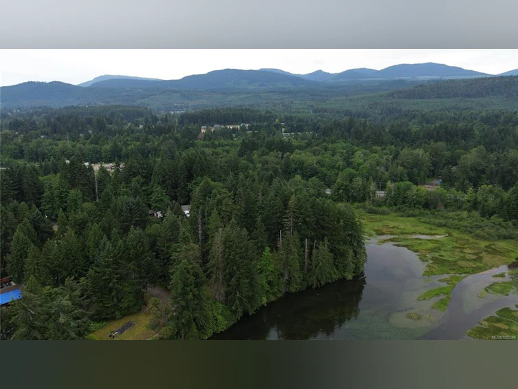 12598 Lipton Road, Ladysmith, BC, V9G 1M6 - 17