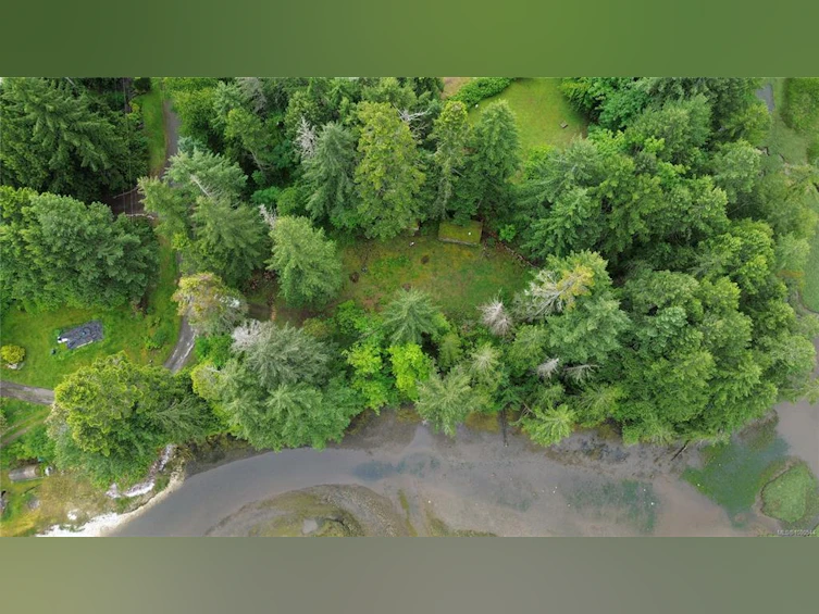 12598 Lipton Road, Ladysmith, BC, V9G 1M6