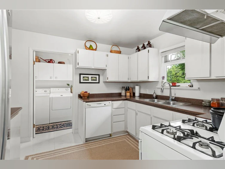 453 Westgate Road, Campbell River, BC, V9W 1R7 - 3