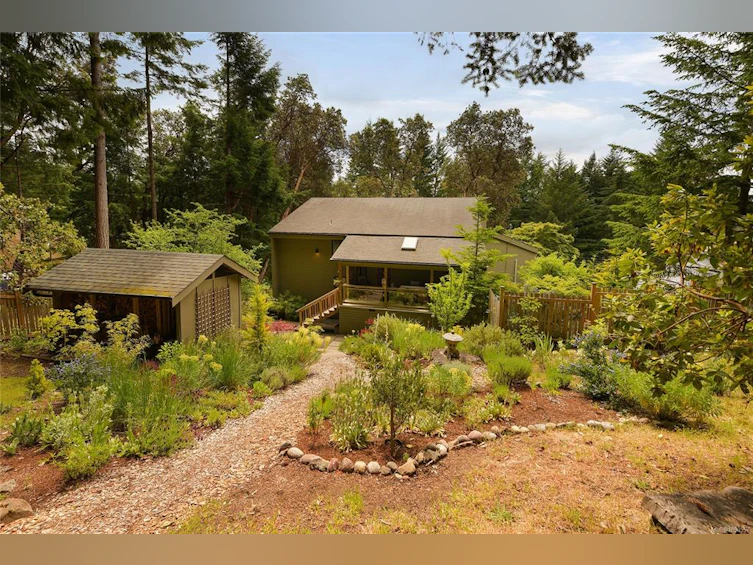 297 Wood Dale Drive, Mayne Island, BC, V0N 2J2 - 68