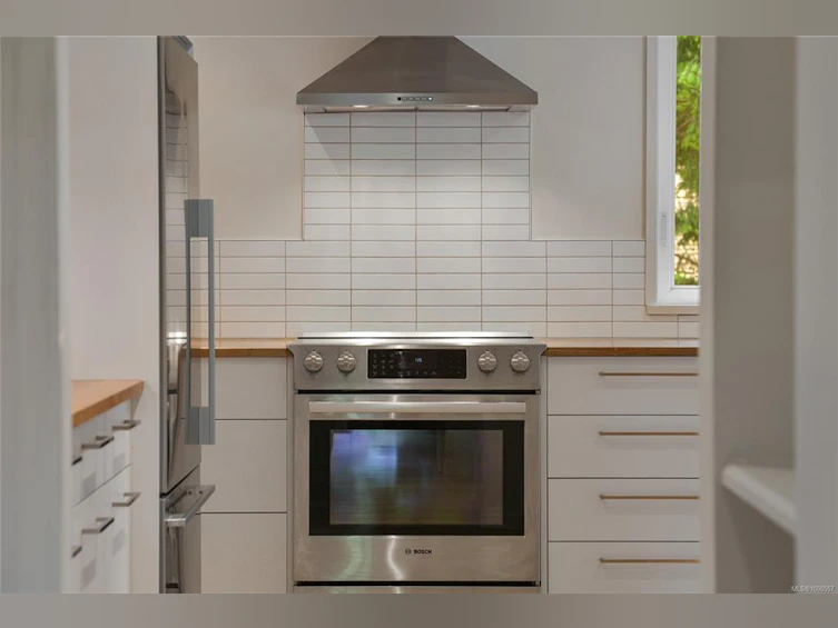 297 Wood Dale Drive, Mayne Island, BC, V0N 2J2 - 24