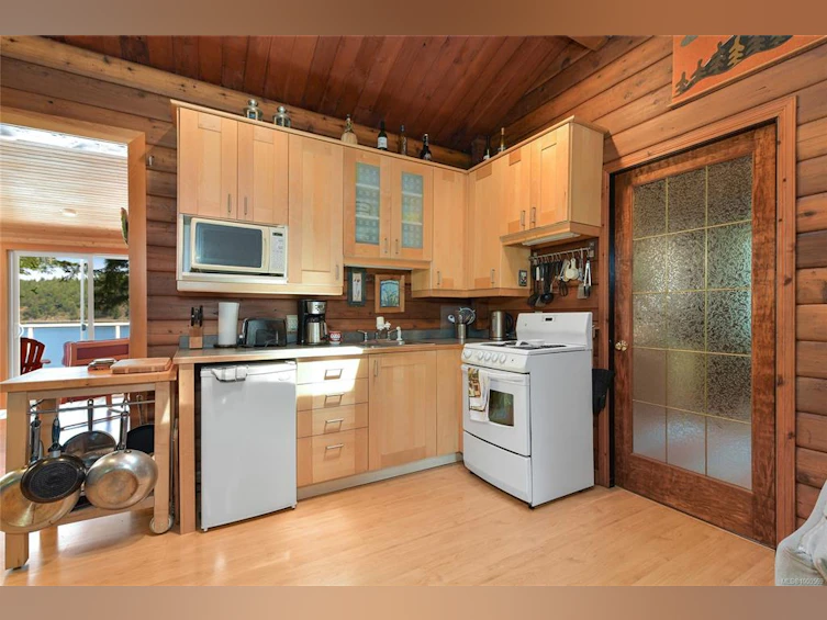 177 Mariners Way, Mayne Island, BC, V0N 2J2 - 12