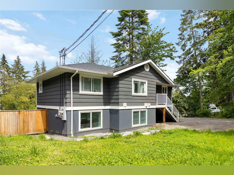 7487 East Saanich Road, Central Saanich, BC, V8M 1V8 - 3