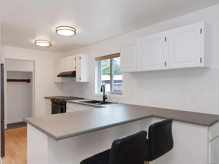 2035 Noel Avenue, Comox, BC, V9M 1Z1 - 27