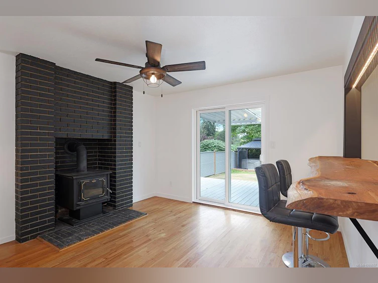 2035 Noel Avenue, Comox, BC, V9M 1Z1 - 5