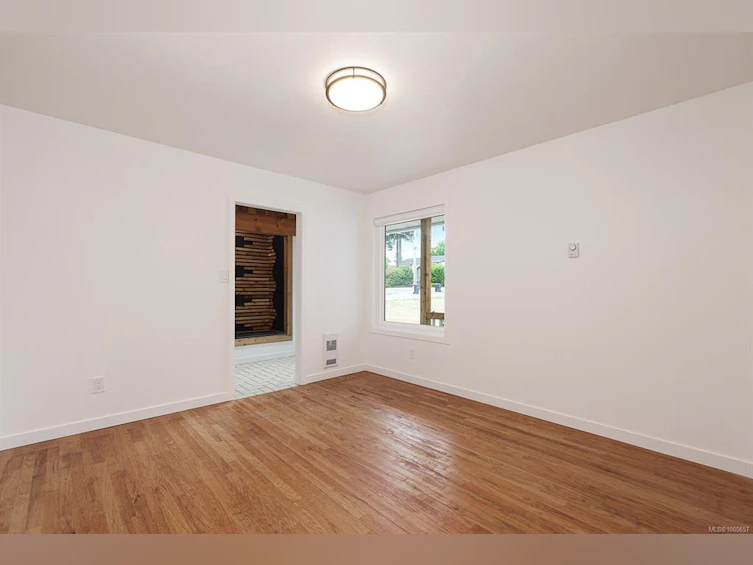 2035 Noel Avenue, Comox, BC, V9M 1Z1 - 23
