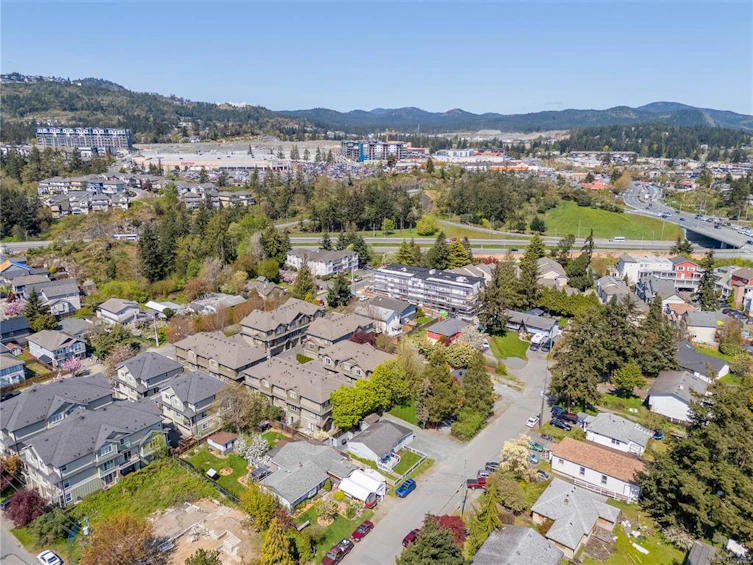 2638 Sunderland Road, Langford, BC, V9B 3W3 - 47