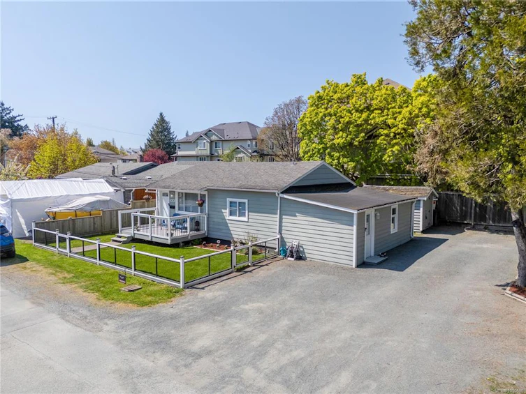 2638 Sunderland Road, Langford, BC, V9B 3W3 - 37