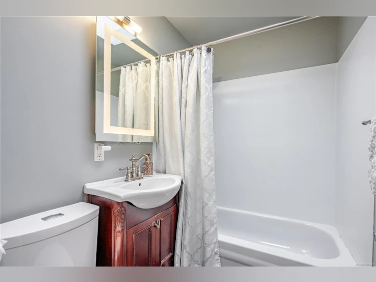 2638 Sunderland Road, Langford, BC, V9B 3W3 - 19