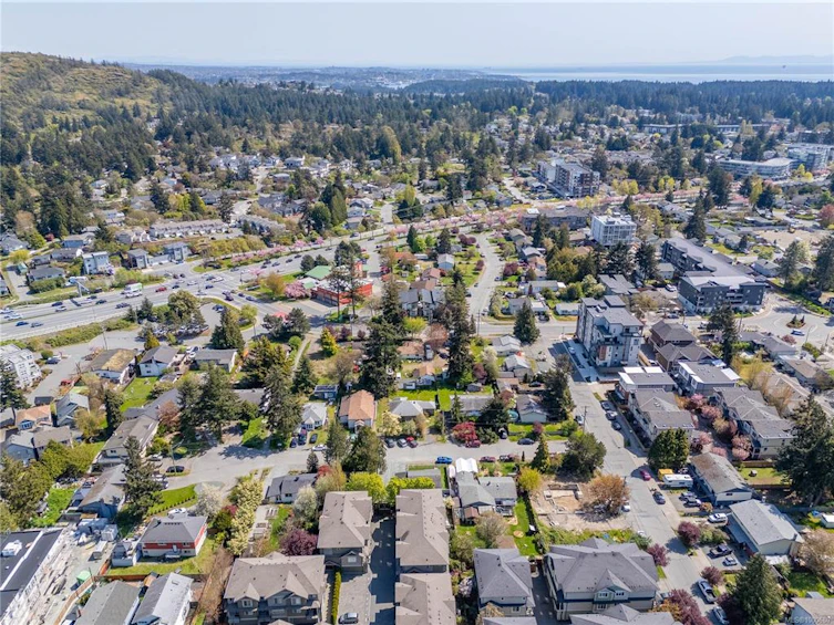 2638 Sunderland Road, Langford, BC, V9B 3W3 - 48