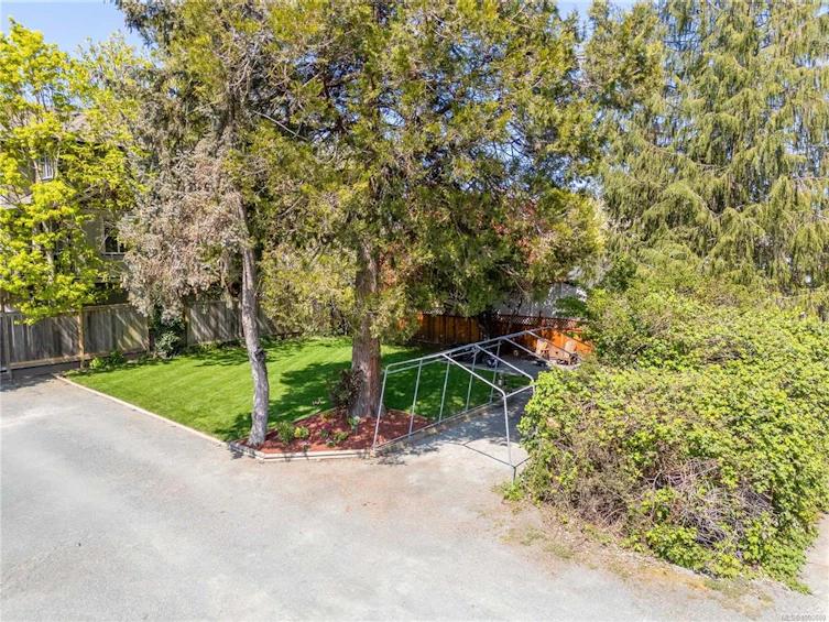 2638 Sunderland Road, Langford, BC, V9B 3W3 - 24