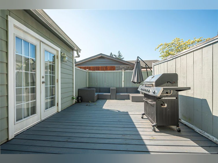 2638 Sunderland Road, Langford, BC, V9B 3W3 - 32