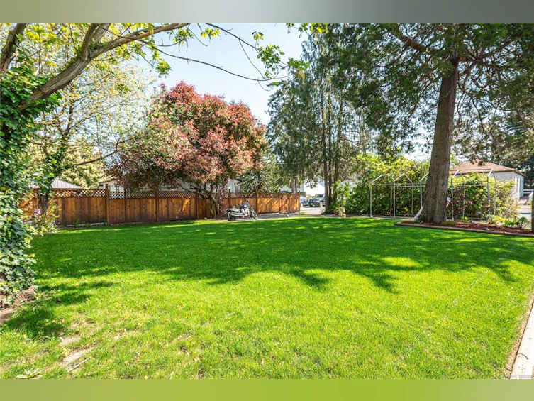 2638 Sunderland Road, Langford, BC, V9B 3W3 - 26