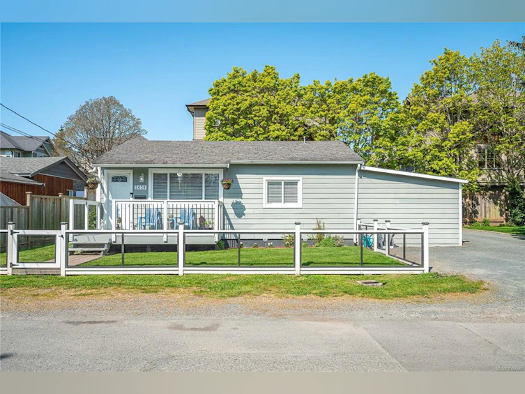 2638 Sunderland Road, Langford, BC, V9B 3W3 - 38